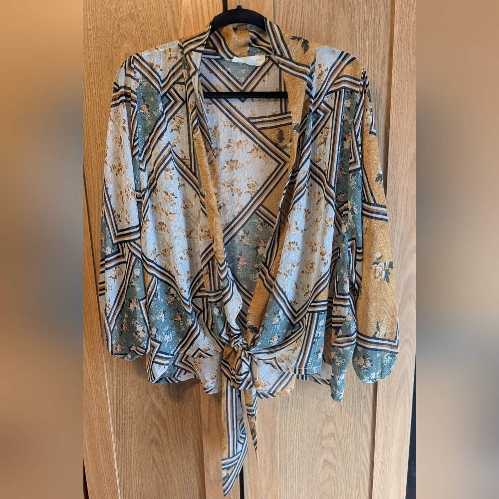 Lovestitch Geometric Floral Blouse in Cream and Green